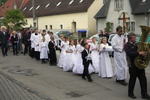 Prve svate prijimanie Opatova nad Vahom 2012 (5)