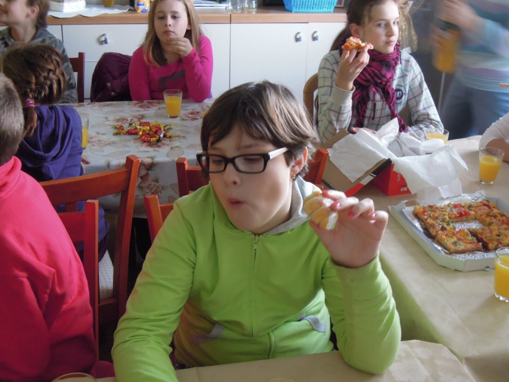 Pizza party fara Opatova 3.2.2014 025