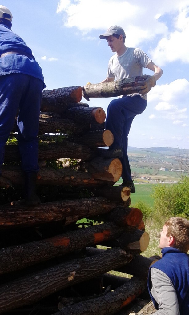 1 Palenie Dura 25.4.2015 A.T (29)