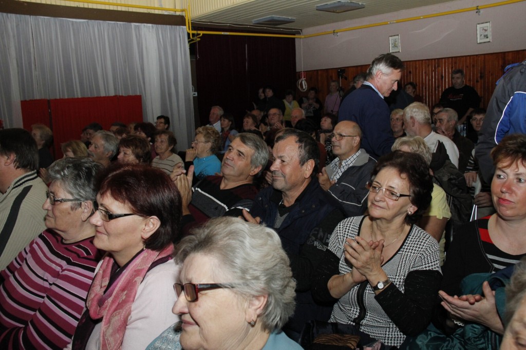 Opatovska harmonika 30.10.2015 J. K   (42)