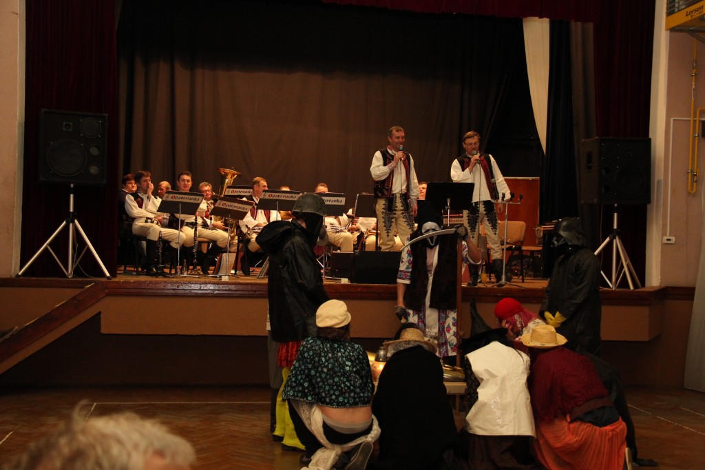 Pochovavanie basy 9.2.2016 J.K  (136)