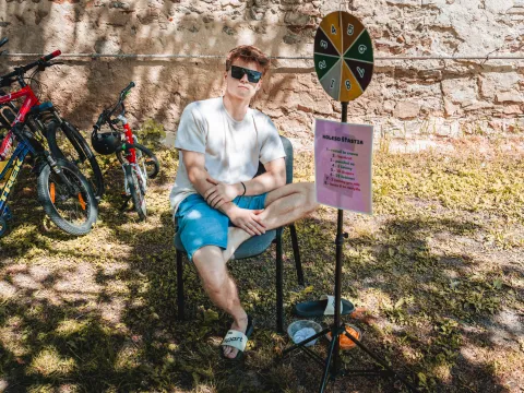 Deň detí vo farskej záhrade v Opatovej – fotografia 14